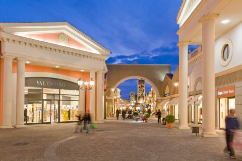 I saldi invernali al Castel Romano Designer Outlet: fino al 70% di sconto |  Negozi Di Roma